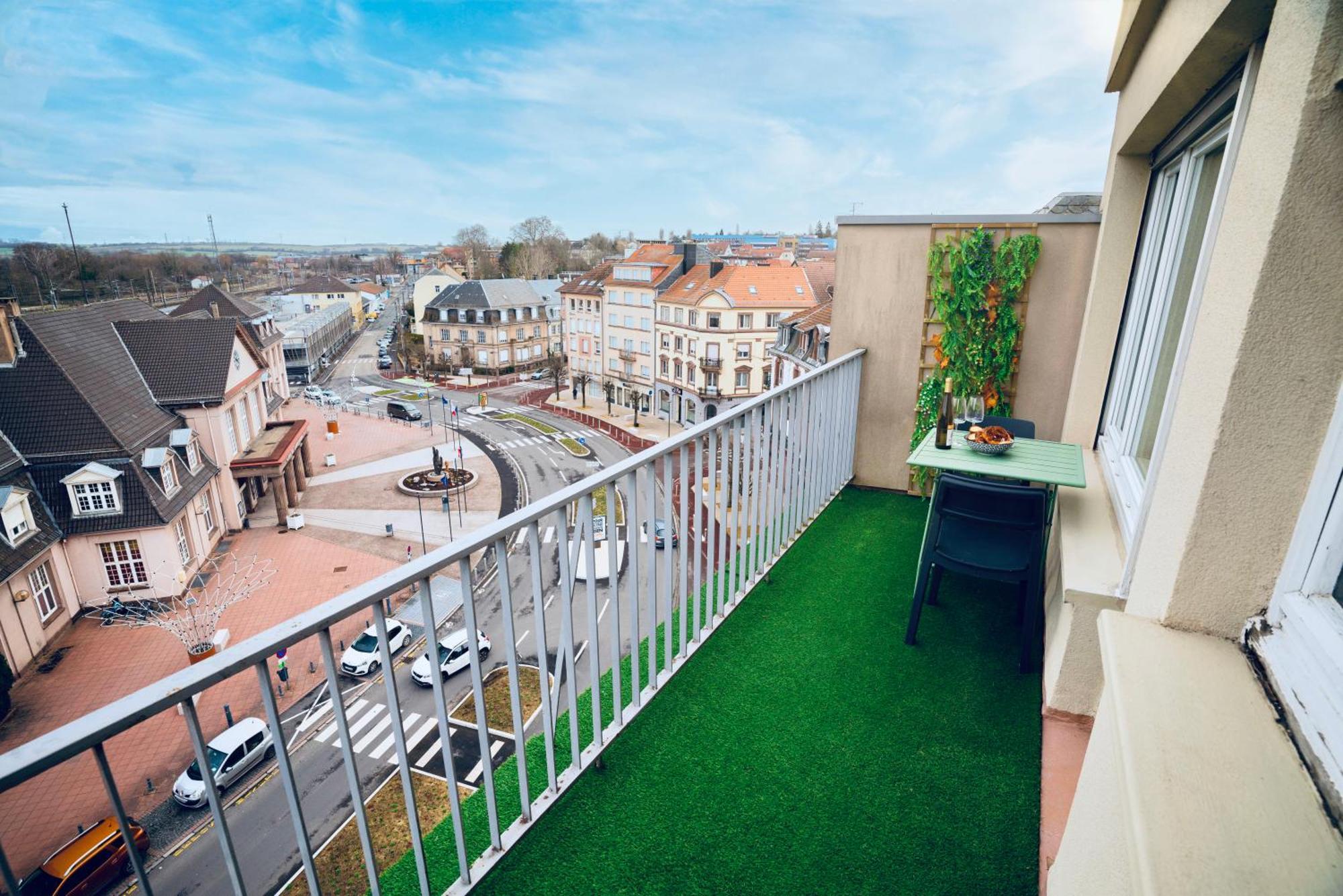 Le Perchoir - Wifi - Gare - Proche Tous Commerces Apartment Sarrebourg Ngoại thất bức ảnh